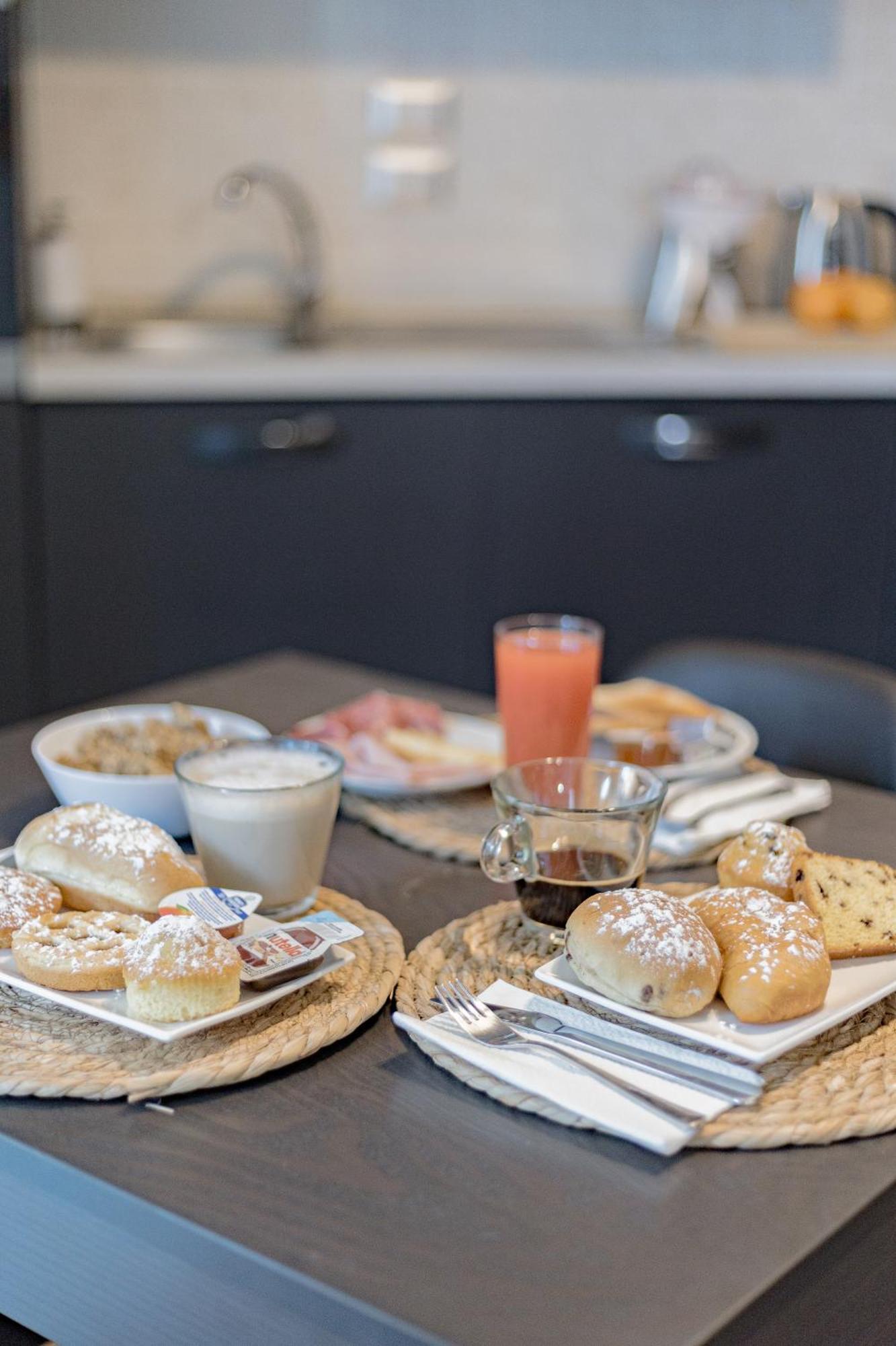 B&B Villa Milano By Rhospitality It Корнаредо Екстериор снимка