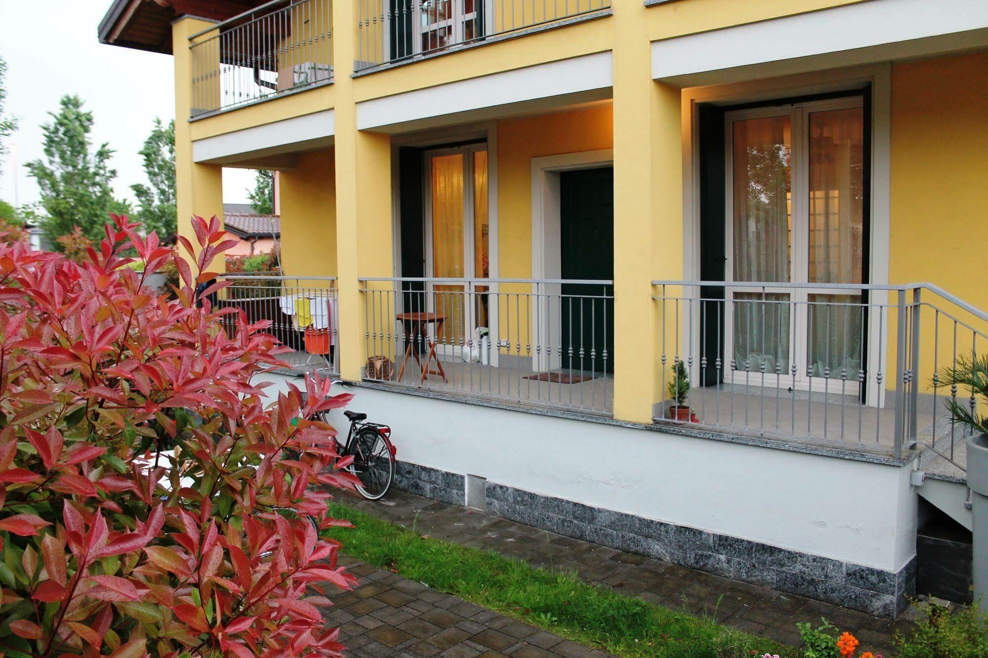 B&B Villa Milano By Rhospitality It Корнаредо Екстериор снимка